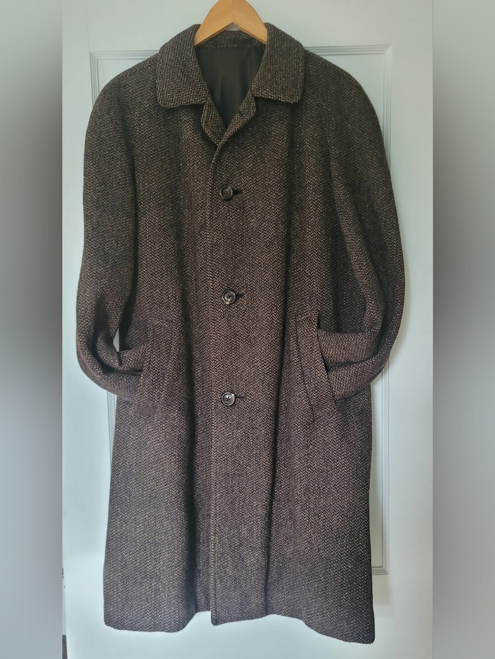 VTG 60s Harris Tweed Mens Brown Wool Coat Handwoven Pure Scottish Wool - Size M?